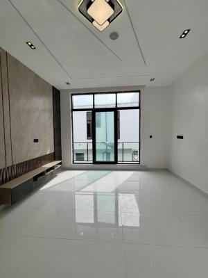 Beautifully Designed 5 Bed Detached Home with Pool, Cinema.