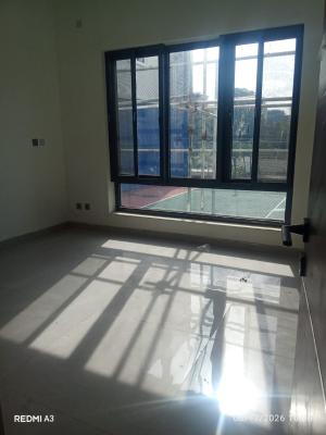 Luxury 6 Bedroom Fully Detached House Located in the Prestigious Old I