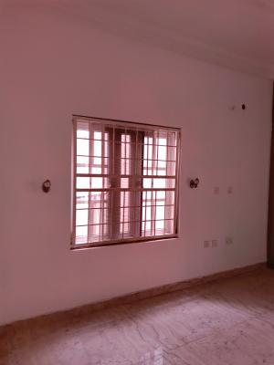 Cleans and Serviced 2 Bedroom Flat with BQ