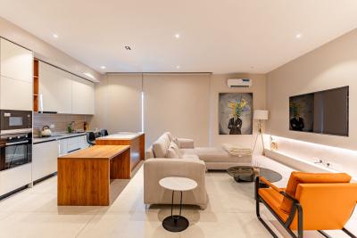 Exclusive 1 Bedroom Flat