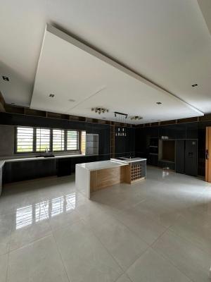 5bed Fully Detcahed Duplex