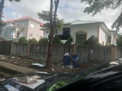 5 Bedroom Duplex Property Measuring 900SQM of Land.