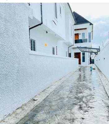 Luxury 4 Bedroom Fully Detached Duplex