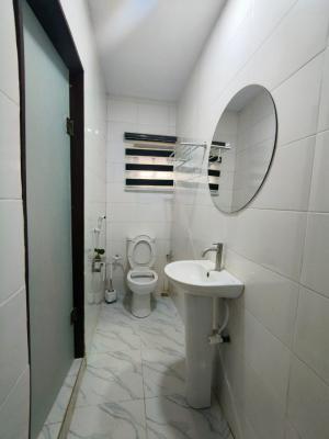 Specious 2bedroom Flat Location: Chisco Ikate Lekki Axis