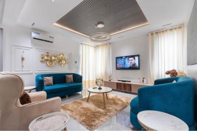 Cozy & Luxury 2 Bedroom Smart Home