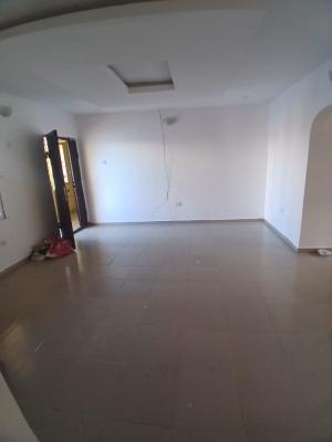 Lovely Spacious 2bedroom Apartment (Upstairs)