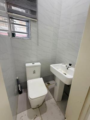 Mini Flat Downstairs Available for Rent
