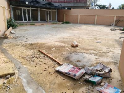 Restaurants and Eatry Space Located in a Commercial Area at Ikeja GRA