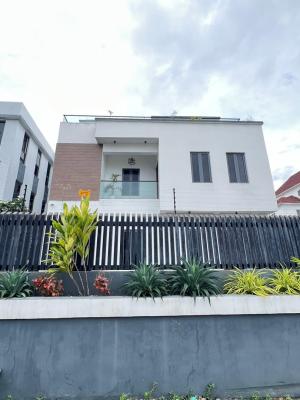 Newly Built 5bedroom Duplex in Lekki Phase 1