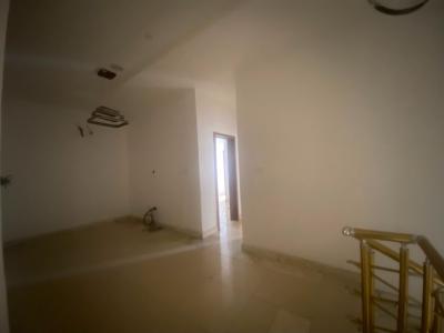 Spacious 4 Bedroom Duplex