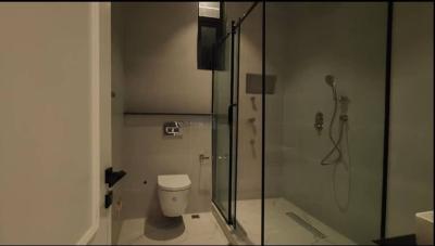 Beautiful 5 Bedroom Fully Detached House with an Elevator