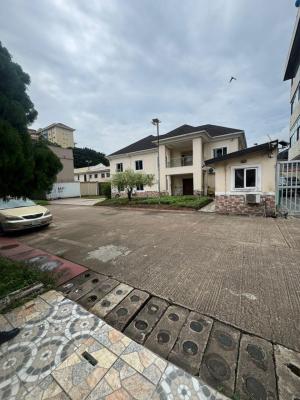 4bedroom Detached House with 2 Rooms BQ and a Swimming Pool