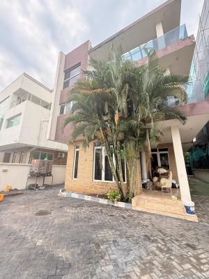 5 Bedroom Fully Detached House with Swimming Pool