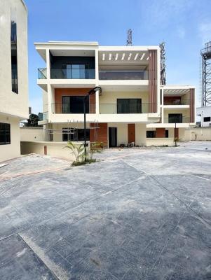 Luxury 5 Bedroom Fully Detached Duplex with a BQ, and Pool