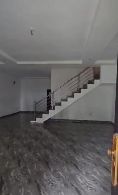 Spacious 3 Bedroom Duplex