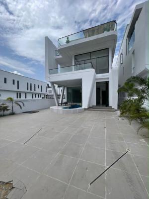 Luxury 5 Bedroom Fully Detached Duplex