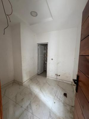 Elegantly Finished 2 Bedroom Apartment