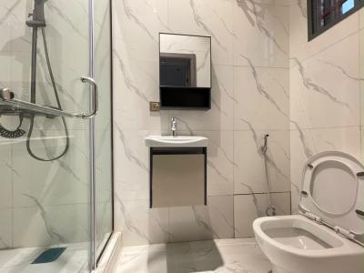 Luxury 4 Bed Rooms Flat with BQ