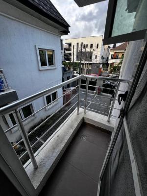 Clean and Portable Room and Palour with a Personal Kitchen and Balcony