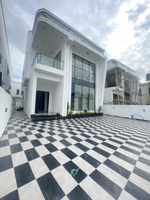 Modern 5 Bedroom Fully Detached Duplex with Swimming Pool