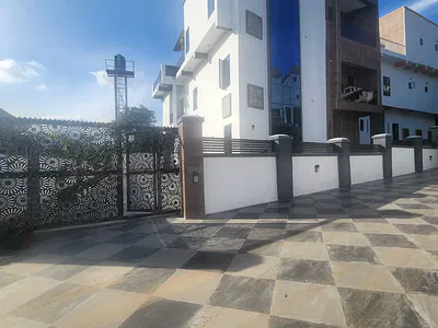 Luxurious 5 Bedroom Fully Detached Duplex