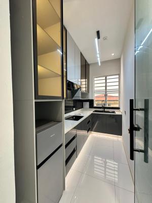 Outstanding Spacious Luxury 5 Bedroom Duplex