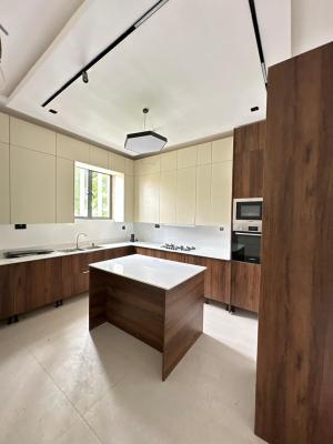 High End Sophisticated 4 Bedroom Duplex