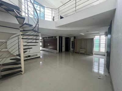 A Fully Detached Luxury 5 Bedroom House Plus 1 Room Service Quarters