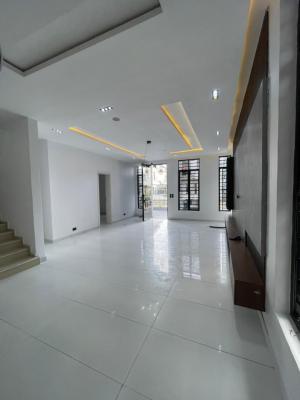 Luxury 5bedroom Fully Detached Duplex