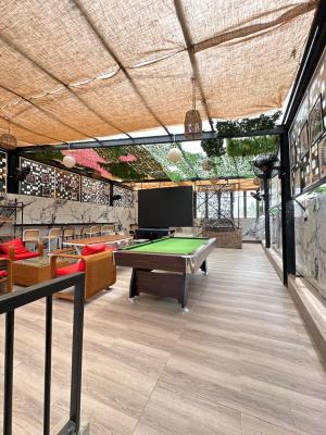 Elegant Semi Detached 4 Bedroom with 1 Kitchen, 2 BQ
