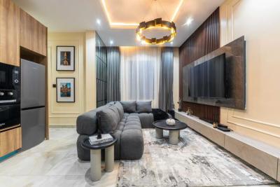 Aesthetically Pleasing & Chic 1 Bedroom Apartment with Pool &PS5