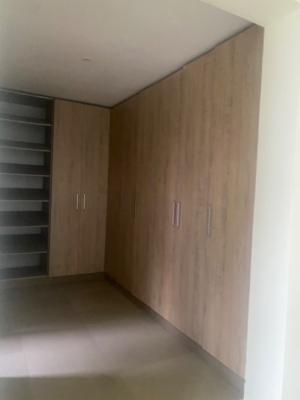 Brand New Luxury 2 Bedrooms Apartment with BQ