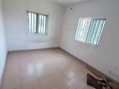Standard 2 Bedroom Apartment Upstairs