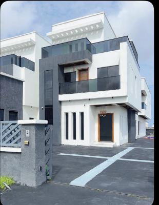 Stunning 5 Bedroom Detached Duplex