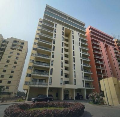 Well Finished Serviced Ocean-View 4 Bedroom Flat with a Room BQ