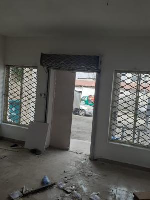 Lovely Ground Floor Shop Space with Toilet