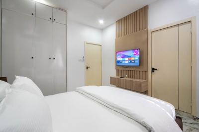 3 Bedroom Apartment