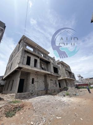 5 Bedroom Duplex