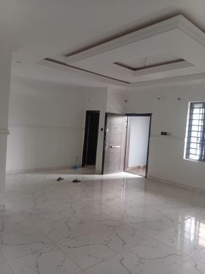 Specious 3 Bedroom Flat with Solar