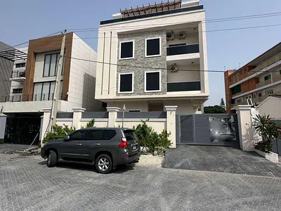 Beautiful 5 Bedroom Detached Duplex with Cinema, Open Terrace, Studybq