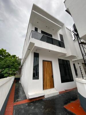 A Good Looking 4 Bedroom Fully Detached
