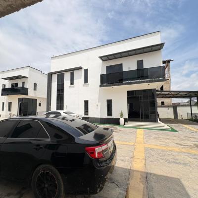 Spacious 4-Bedroom Detached Duplex
