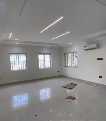Luxury Clean 3bedroom Flat with Ac & Gen