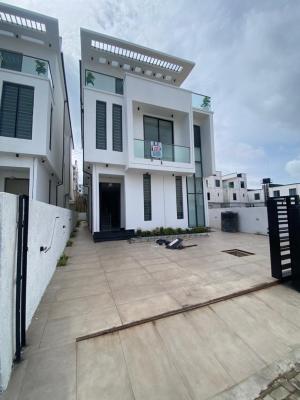 Luxury 5 Bedroom Fully Detached Duplex