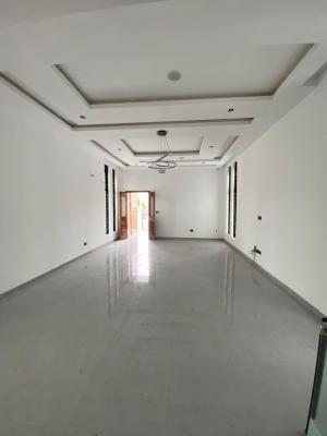 Well Fitted 5 Bedroom Contemporary Design Duplex