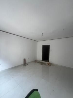 Beautiful and Spacious 2 Bedroom Apartment Within an Estate