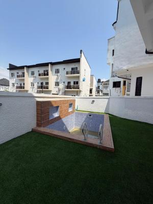 Gorgeous 5bedroom Duplex with a BQ and a Pool Within a Serene Estate