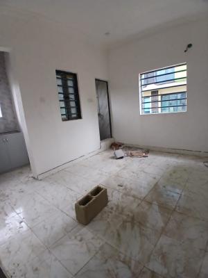 Room Self Contain Available in a Good Area.