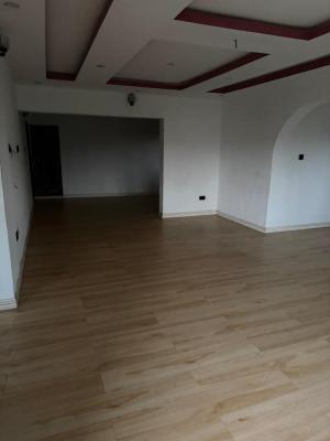 Spacious 3 Bedrooms Flat Upstair, All Rooms En-Suite, With a Guest