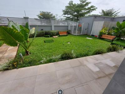 3 Bedroom Duplex with BQ with Open Space Facing Busy Road